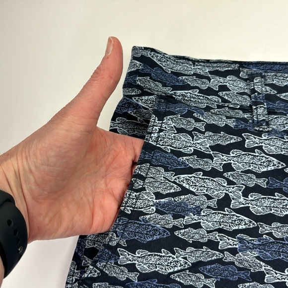 Levi's Chino Men's Blue Fish Casual Bermuda Shorts - Picture 4 of 14